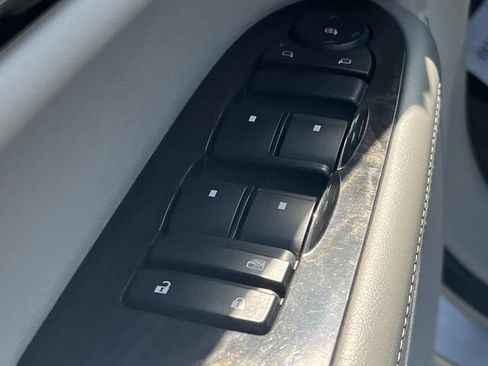 Used 2016 Buick Enclave Leather FWD image 33