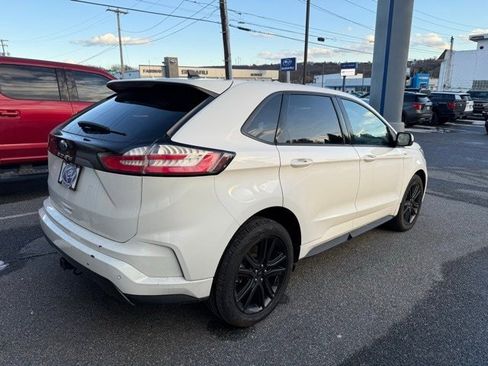 Used 2022 Ford Edge ST-Line w/ Class II Trailer Tow Package image 8