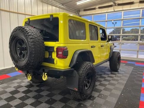 Used 2024 Jeep Wrangler Unlimited Rubicon AWD/4WD image 4