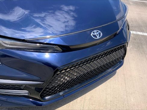 Used 2024 Toyota Corolla LE FWD image 38