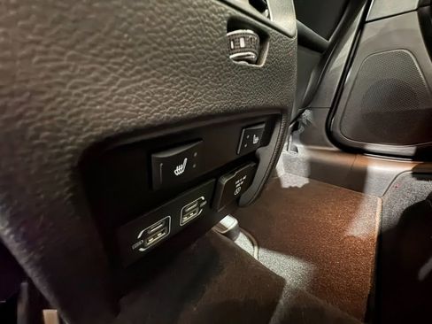 Used 2021 Jeep Cherokee Limited w/ Elite Package image 45