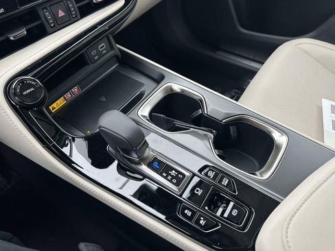 New 2026 Lexus NX 450h+ AWD w/ Luxury Package image 20