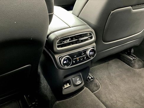 Used 2022 Genesis GV80 3.5T w/ Advanced Package 06 image 33