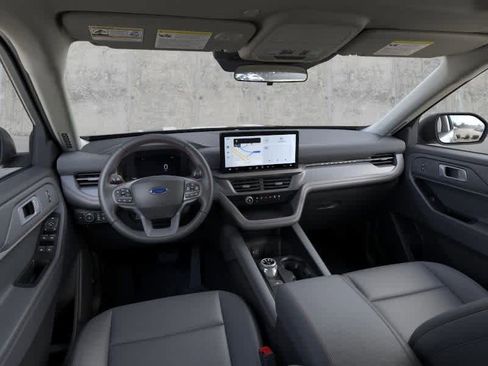 New 2026 Ford Explorer Active w/ Active Comfort Package image 9