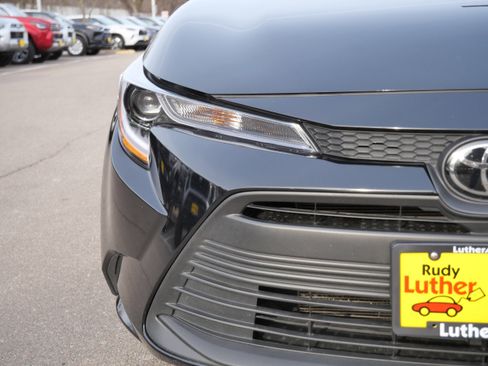 Certified 2024 Toyota Corolla LE image 17