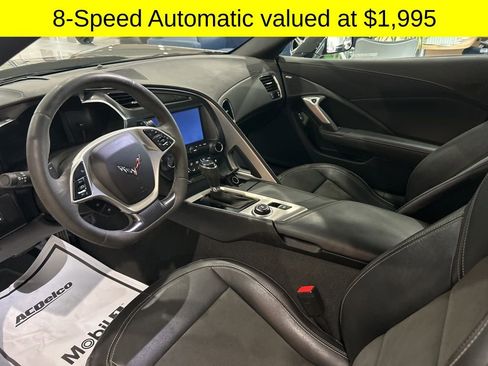 Used 2019 Chevrolet Corvette Stingray image 2