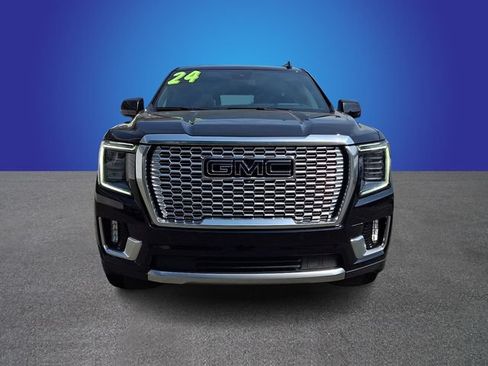 Used 2024 GMC Yukon Denali AWD/4WD image 2