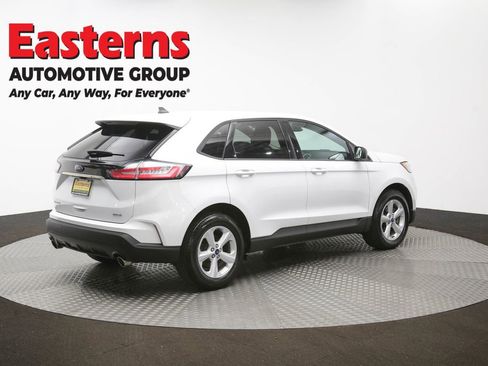 Used 2020 Ford Edge SE image 40