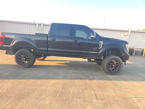 Used 2021 Ford F250 Lariat w/ Lariat Ultimate Package image 8