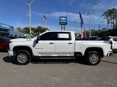 Used 2023 Chevrolet Silverado 2500 High Country w/ Technology Package image 13