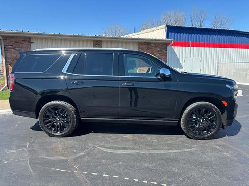 Used 2024 Chevrolet Tahoe Premier w/ Premium Package image 2