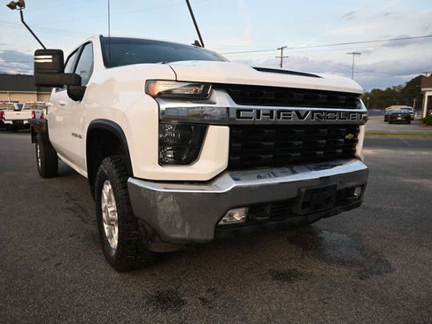 Used 2022 Chevrolet Silverado 2500 LT w/ Convenience Package image 31
