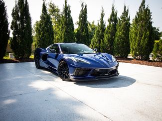 Used 2025 Chevrolet Corvette Stingray Coupe w/ Body-Colour Dual Roof Package RWD video 2