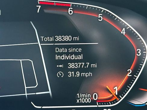 Certified 2025 BMW X4 xDrive30i w/ Premium Package image 27