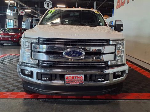 Used 2017 Ford F350 Lariat AWD/4WD image 3