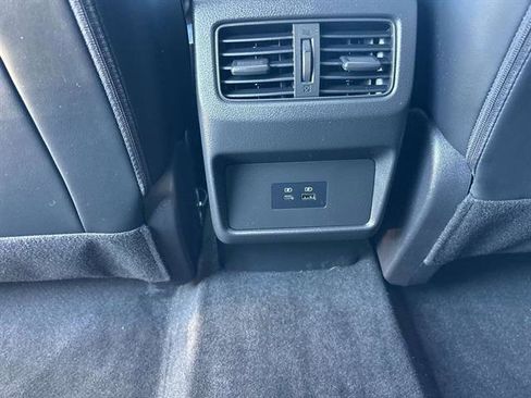 Certified 2022 Nissan Rogue SV w/ SV Premium Package image 13