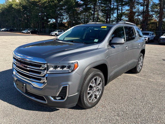 Used 2021 GMC Acadia SLT w/ LPO, Floor Liner Package FWD image 1