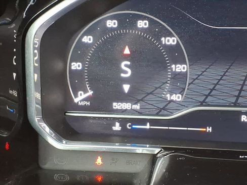 Certified 2025 GMC Sierra 1500 Elevation image 23