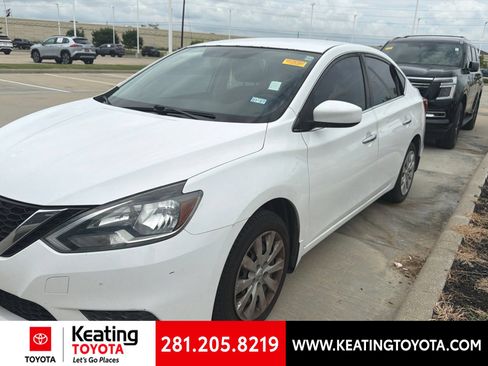 Used 2017 Nissan Sentra S FWD image 8