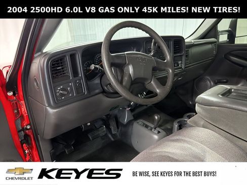 Used 2004 Chevrolet Silverado 2500 W/T w/ Snow Plow Prep Package image 3