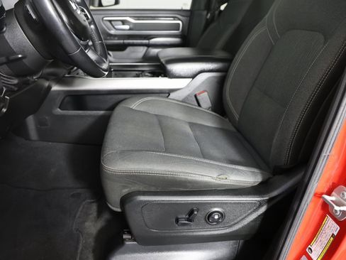 Used 2019 RAM 1500 Big Horn image 12