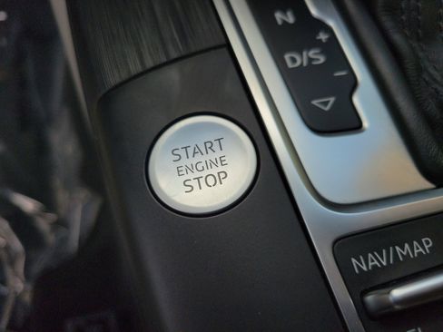 Used 2018 Audi A3 2.0T Premium FWD image 33