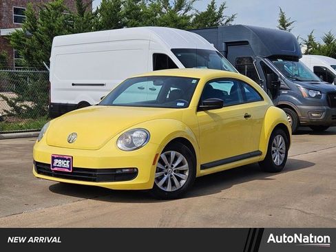 Used 2015 Volkswagen Beetle 1.8T FWD image 1