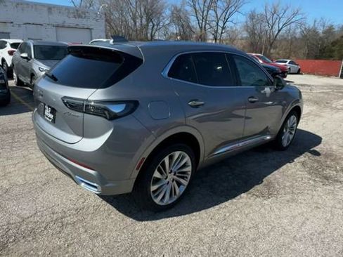 New 2026 Buick Envision Avenir image 8