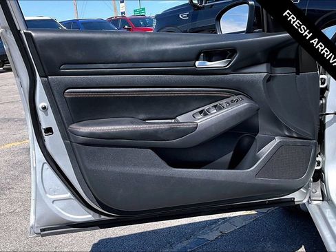 Used 2022 Nissan Altima 2.5 SR FWD image 20