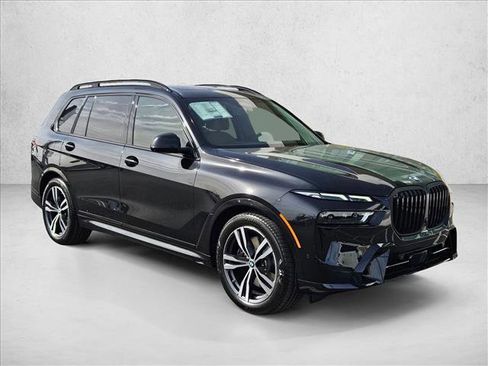 New 2026 BMW X7 xDrive40i image 7