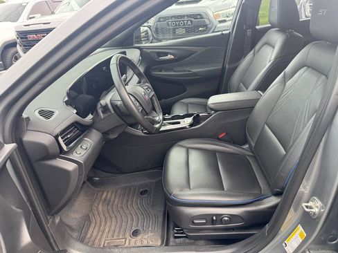 Used 2024 Buick Envista Sport Touring w/ Convenience I Package FWD image 25