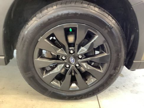 Certified 2024 Subaru Outback Onyx Edition AWD/4WD image 23