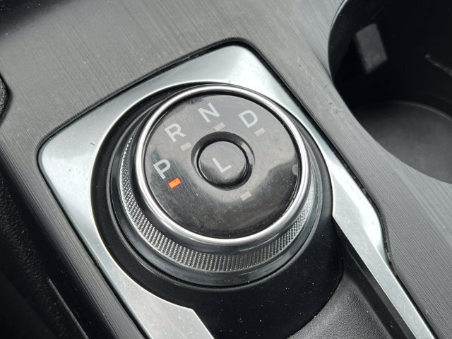 Used 2022 Ford Escape Titanium AWD/4WD image 32