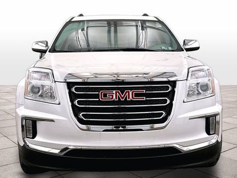 Used 2017 GMC Terrain SLT w/ Driver Alert Package I AWD/4WD image 3