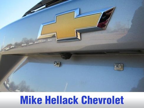 Used 2025 Chevrolet Trax LT w/ Driver Confidence Package image 5