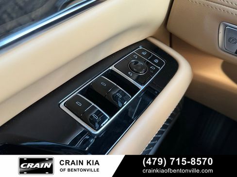 Used 2026 Cadillac Escalade IQL Luxury AWD/4WD image 11