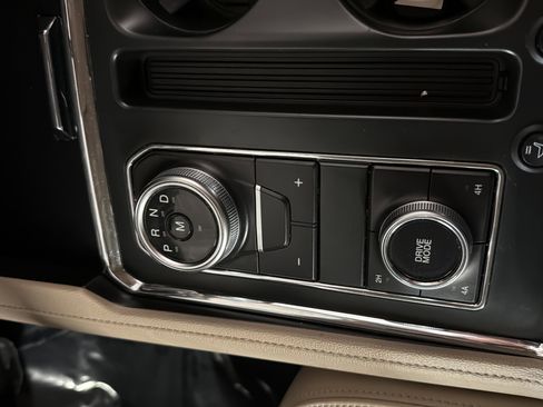 Certified 2023 Ford Expedition XLT AWD/4WD image 18