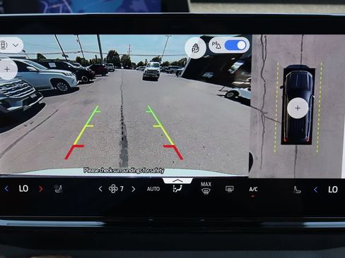New 2026 Ford Expedition Active AWD/4WD image 11