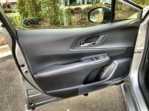 New 2026 Toyota Prius Plug-In Hybrid FWD image 17