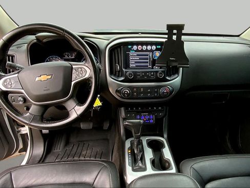 Used 2018 Chevrolet Colorado ZR2 w/ ZR2 Dusk Special Edition AWD/4WD image 15