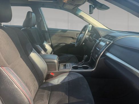 Used 2015 Toyota Camry XSE w/ Advanced Technology Package FWD image 17