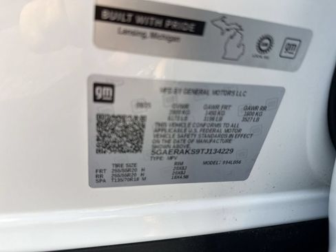 Used 2026 Buick Enclave Preferred FWD image 33