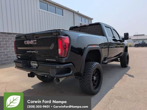 Used 2021 GMC Sierra 3500 Denali w/ Denali Ultimate Package AWD/4WD image 3
