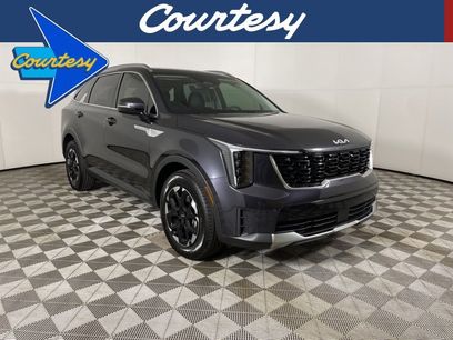 New 2025 Kia Sorento S w/ Panoramic Sunroof Package