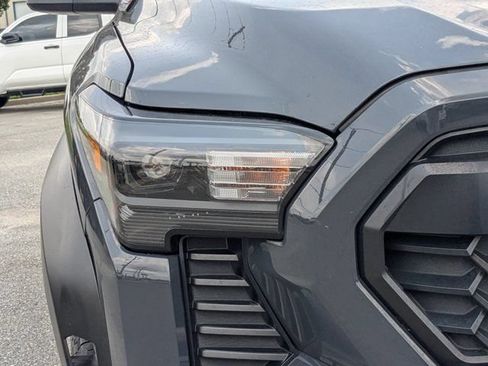 Used 2024 Toyota Tacoma TRD Off-Road w/ TRD Off Road Upgrade Package AWD/4WD image 10