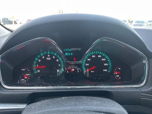 Used 2015 Chevrolet Traverse LT image 28