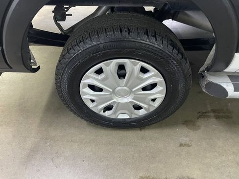 Used 2024 Ford Transit 250 Low Roof w/ Exterior Upgrade Package image 17