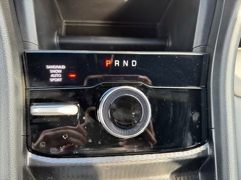 New 2025 Jeep Grand Cherokee Limited w/ Black Appearance Package image 34