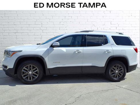 Used 2018 GMC Acadia SLT image 2