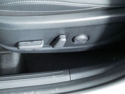 New 2026 Kia Seltos EX image 23